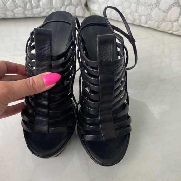 Balenciaga platform heels with ankle wrap - Picture 7 of 7